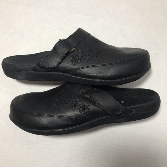 vionic mules and clogs